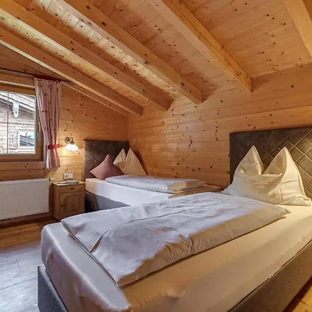 בקתה Almdorf Zillertal,